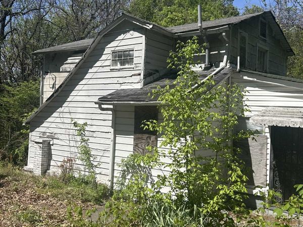 3058 ALTA RD, Memphis, TN 38109