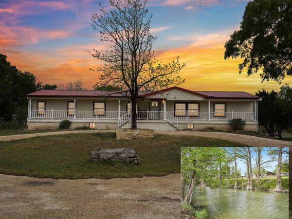 250 Wharton Road, Kerrville, TX 78028