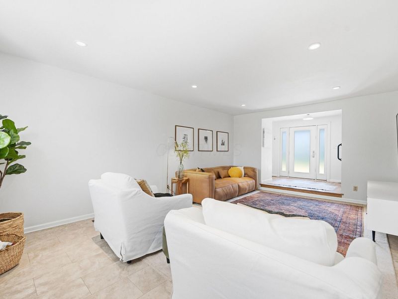 7766 Candlewood Lane, Columbus, OH 43235 Photo 13