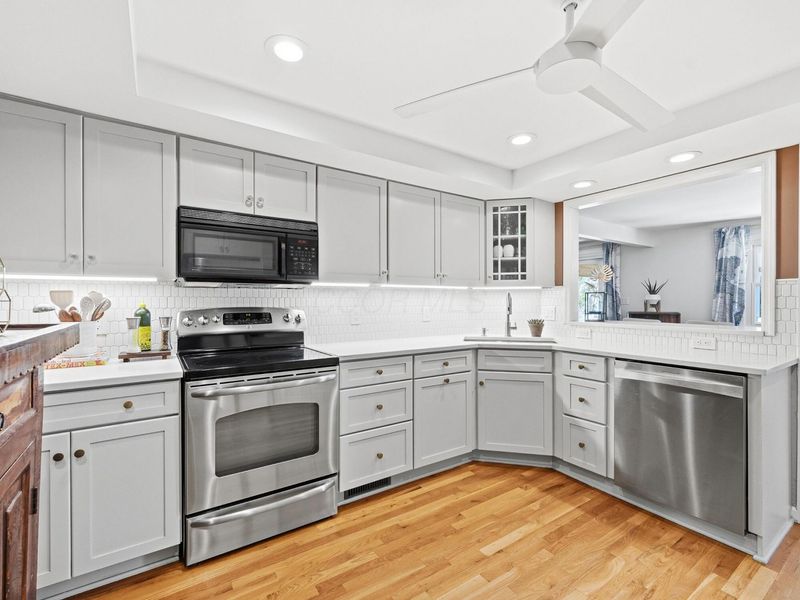 7766 Candlewood Lane, Columbus, OH 43235 Photo 15