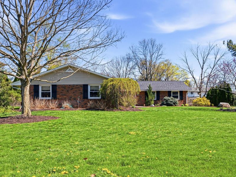 7766 Candlewood Lane, Columbus, OH 43235 Photo 3