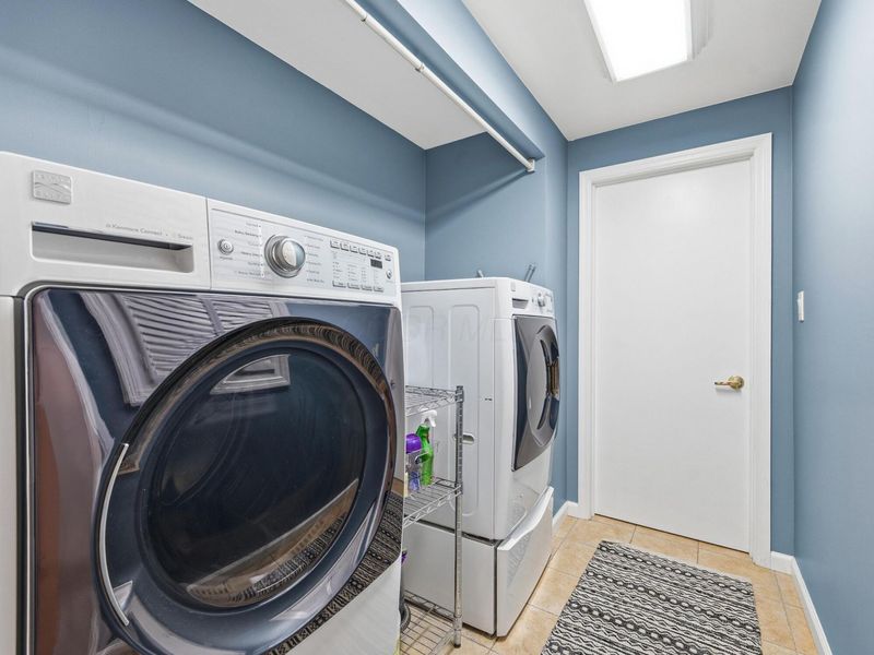 7766 Candlewood Lane, Columbus, OH 43235 Photo 39