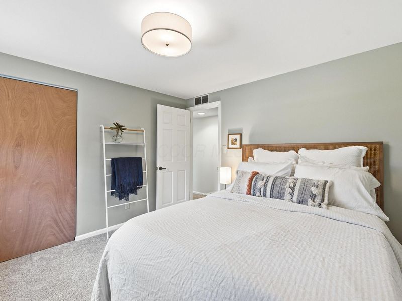 7766 Candlewood Lane, Columbus, OH 43235 Photo 46