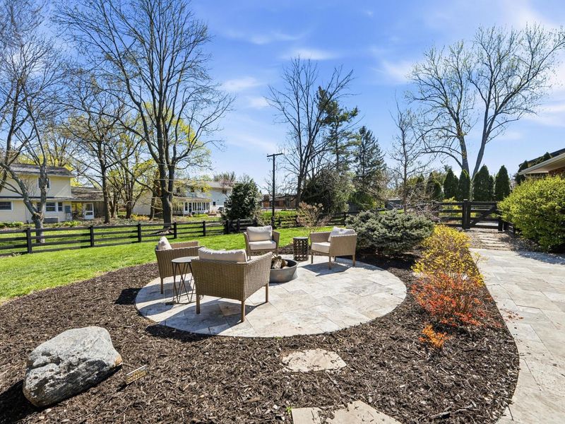 7766 Candlewood Lane, Columbus, OH 43235 Photo 6