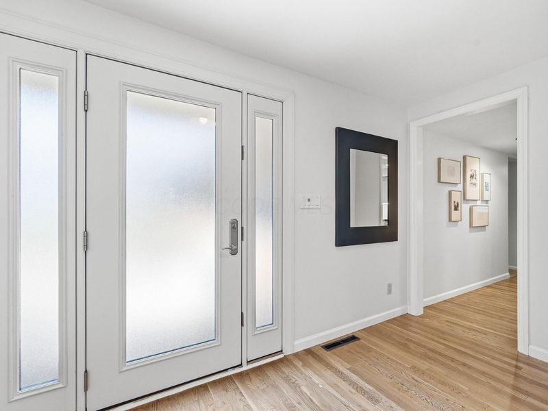 7766 Candlewood Lane, Columbus, OH 43235 Photo 9