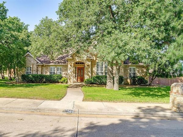 704 Red Oak, Crowley, TX 76036