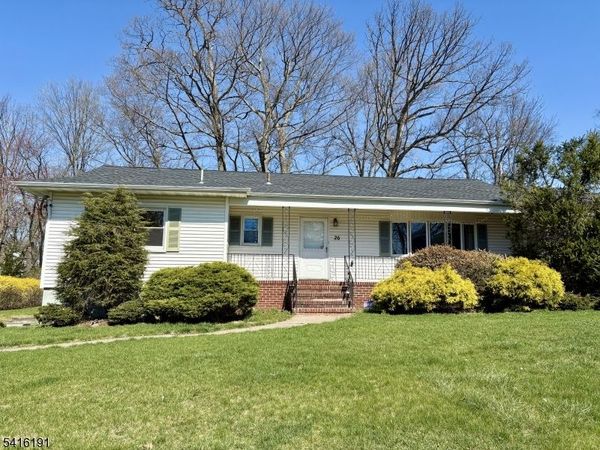 26 Sycamore Ter, Livingston, NJ 07039