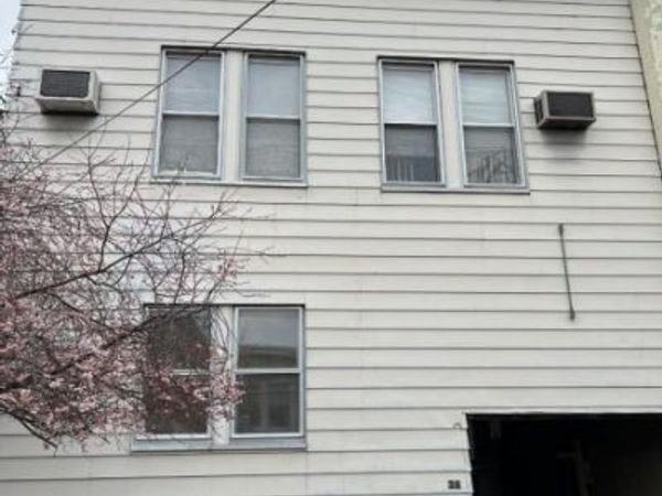 36 Edison St, Bloomfield, NJ 07003