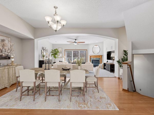 3264 Oak View Drive, Woodbury, MN 55129