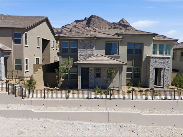 12139 Red Iris Ave, Las Vegas, NV 89138