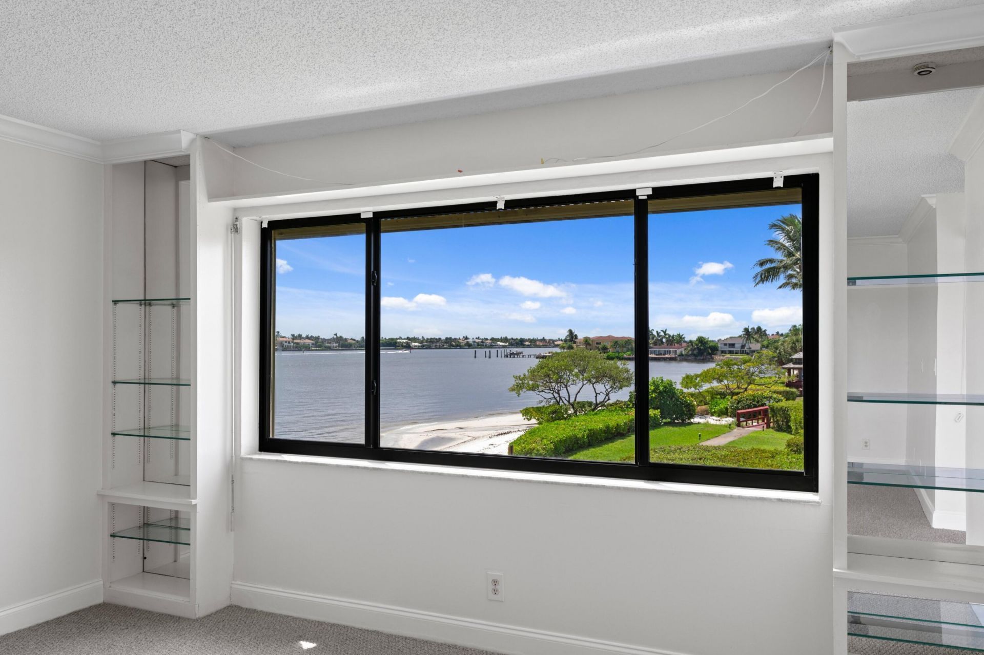 7020 Half Moon Circle, Unit 205, Hypoluxo, FL 33462 Photo