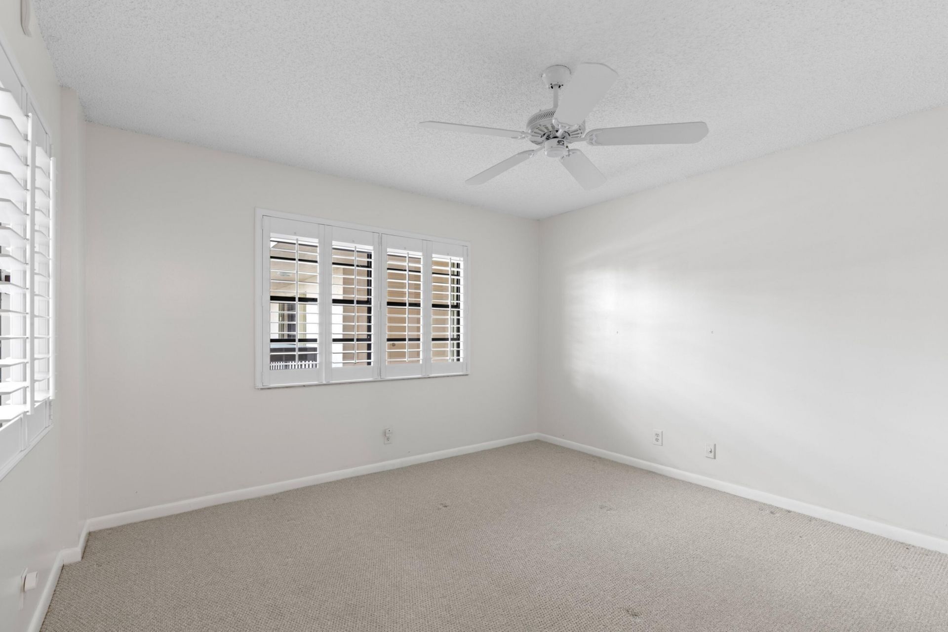 7020 Half Moon Circle, Unit 205, Hypoluxo, FL 33462 Photo