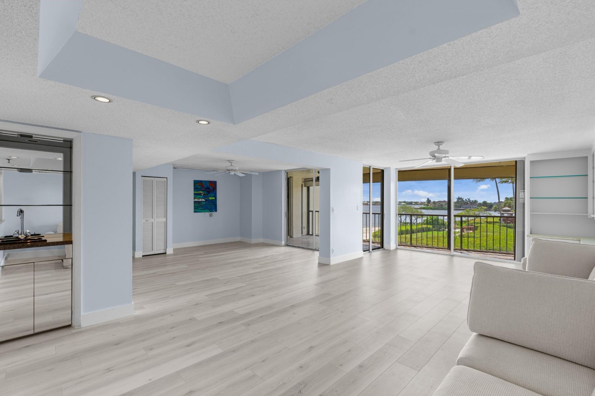 7020 Half Moon Circle, Unit 205, Hypoluxo, FL 33462 Photo