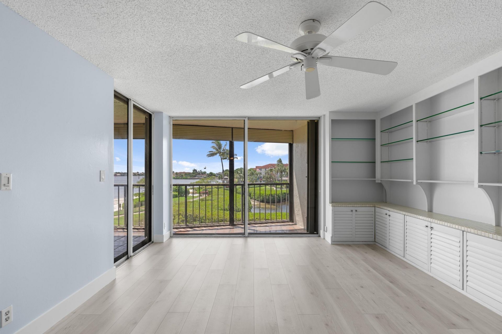 7020 Half Moon Circle, Unit 205, Hypoluxo, FL 33462 Photo