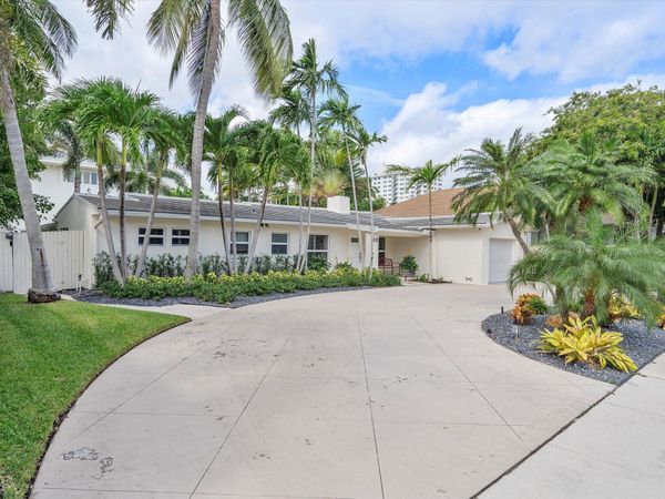 411 Poinciana Drive, Fort Lauderdale, FL 33301