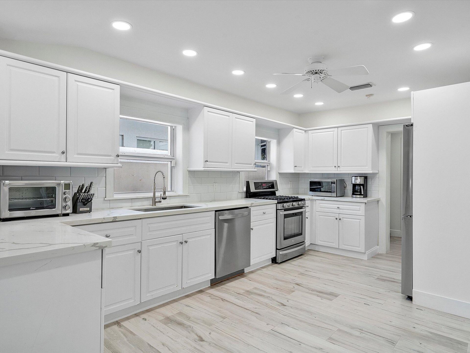 411 Poinciana Drive, Fort Lauderdale, FL 33301 Photo