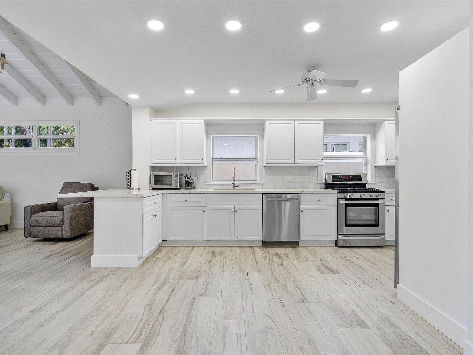 411 Poinciana Drive, Fort Lauderdale, FL 33301 Photo