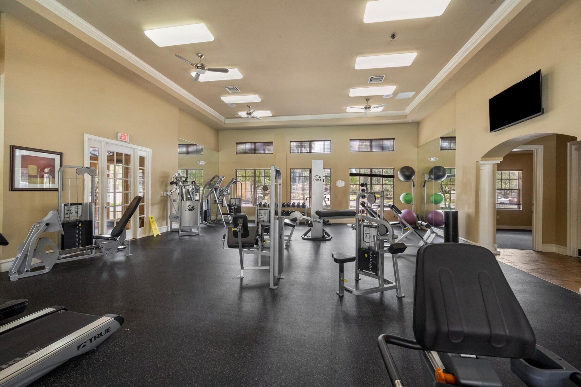 6475 Emerald Dunes Drive, Unit 206, West Palm Beach, FL 33411 Photo