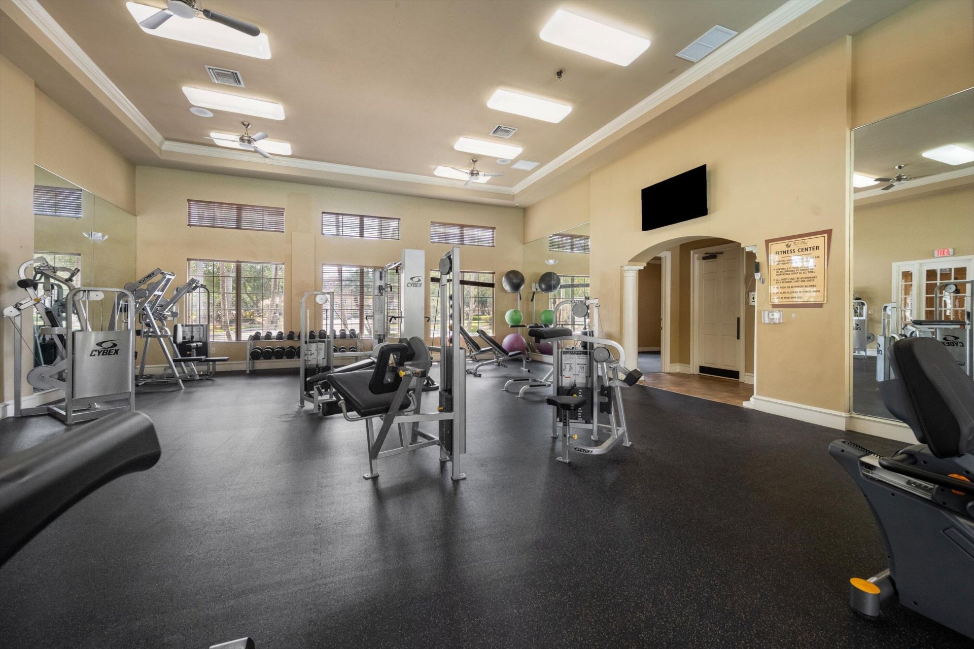 6475 Emerald Dunes Drive, Unit 206, West Palm Beach, FL 33411 Photo