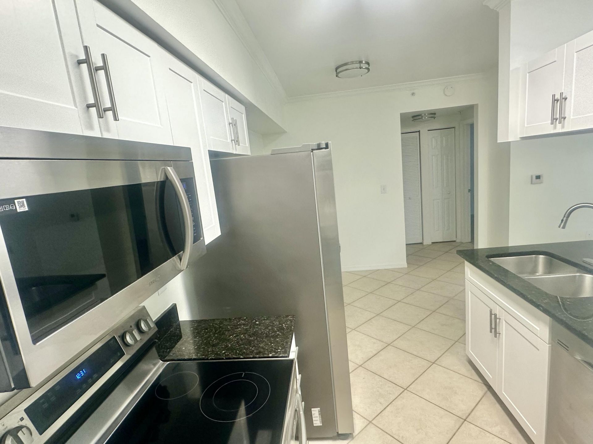6475 Emerald Dunes Drive, Unit 206, West Palm Beach, FL 33411 Photo