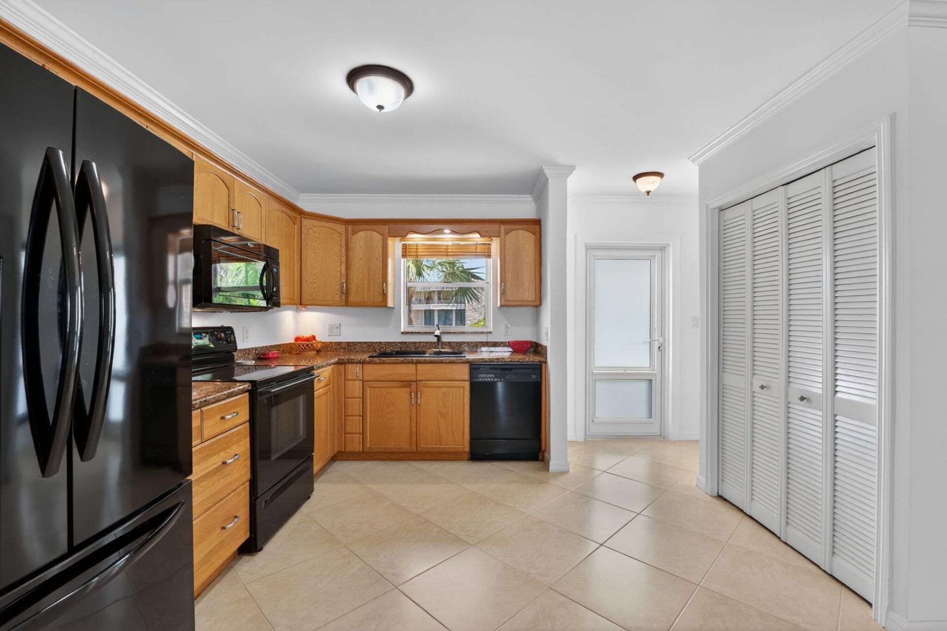 1166 Hillsboro Mile Hillsboro Mile, Unit 26, Hillsboro Beach, FL 33062 Photo