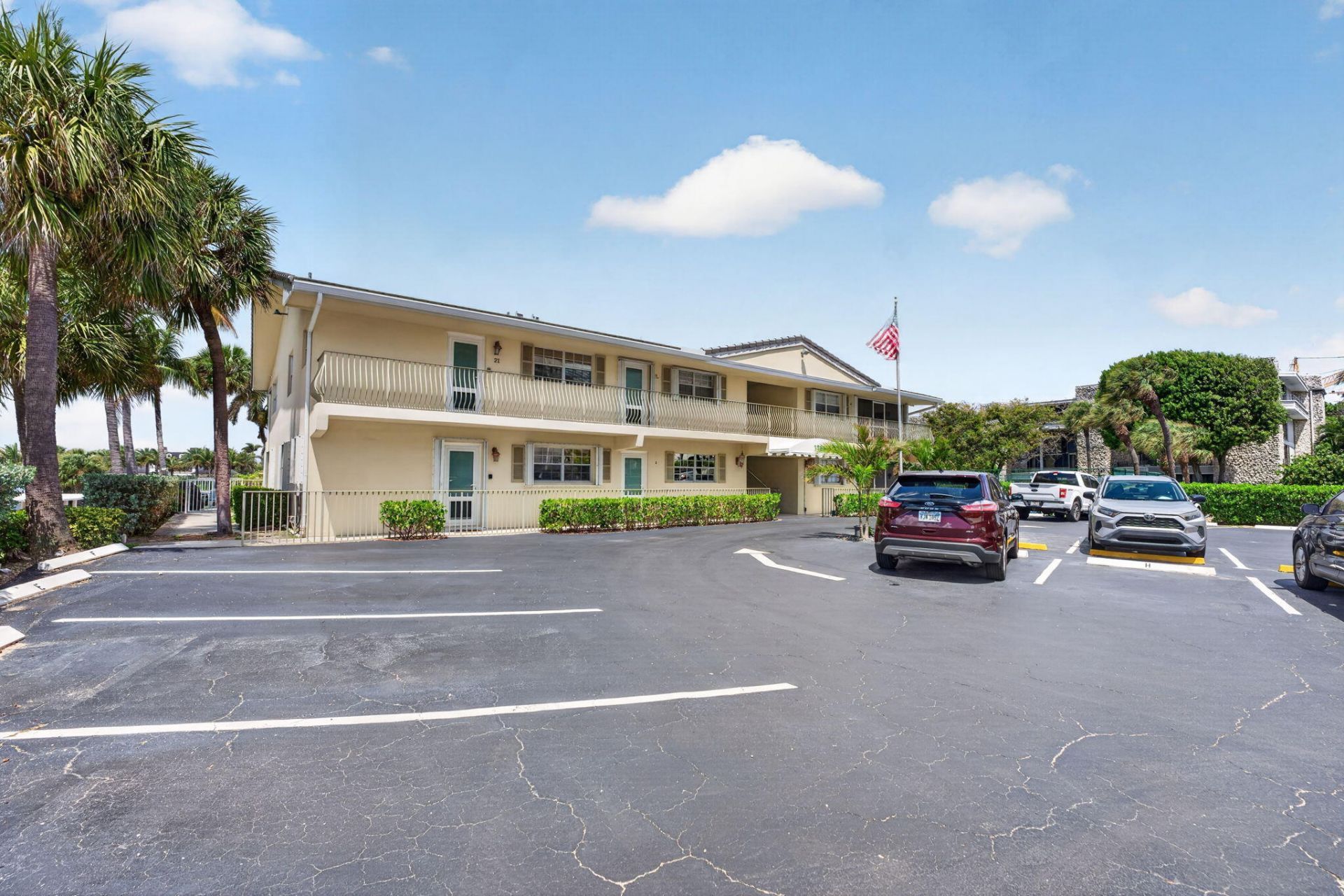 1166 Hillsboro Mile Hillsboro Mile, Unit 26, Hillsboro Beach, FL 33062 Photo