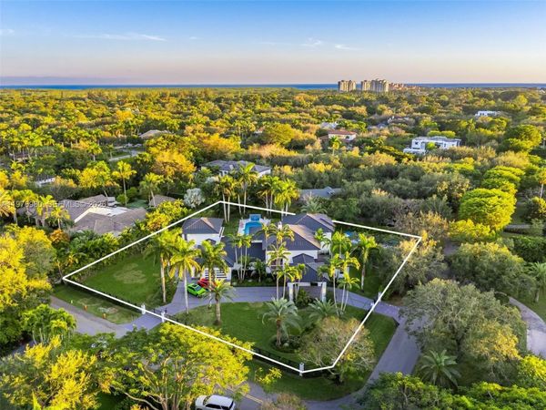 6290 SW 130th Ter, Pinecrest, FL 33156
