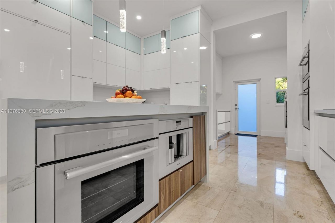 6290 SW 130th Ter , Pinecrest, FL 33156 Photo