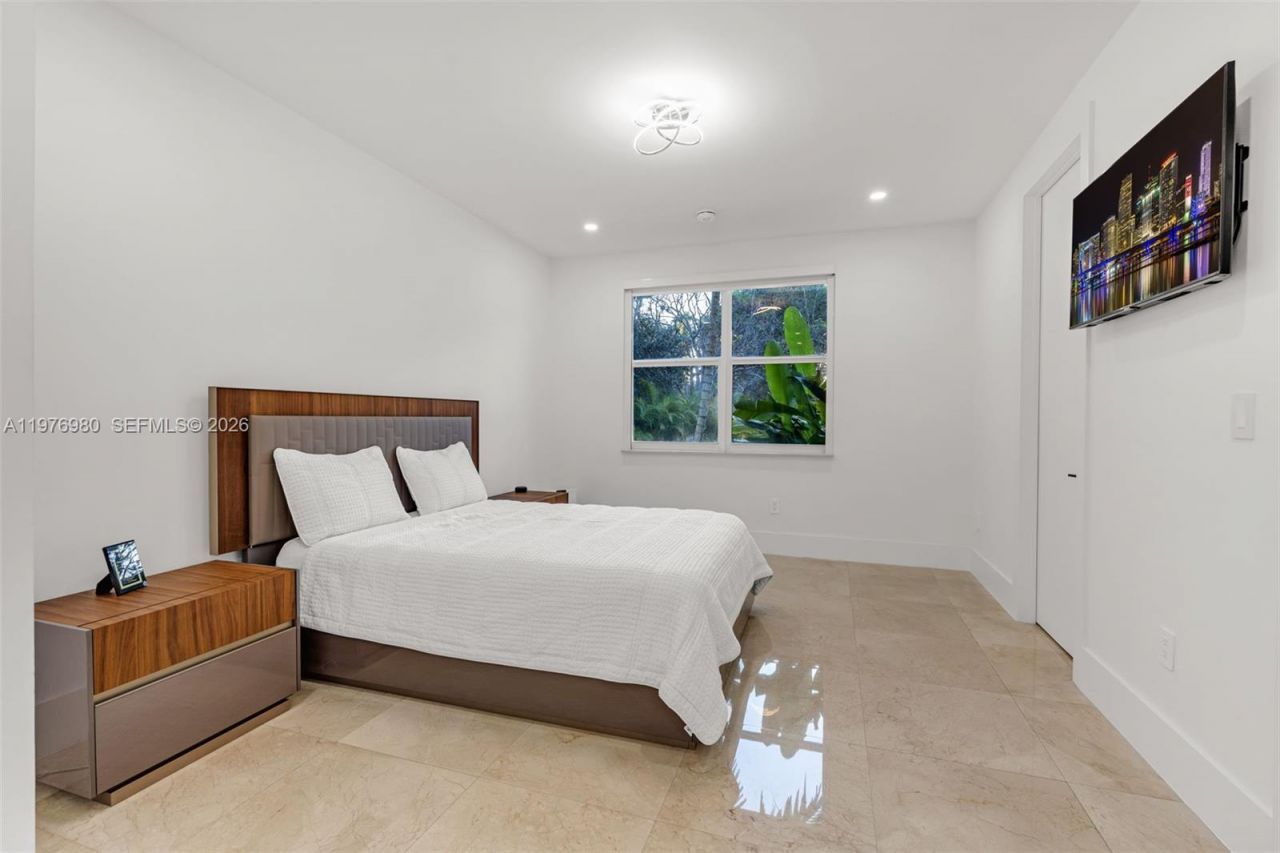 6290 SW 130th Ter , Pinecrest, FL 33156 Photo