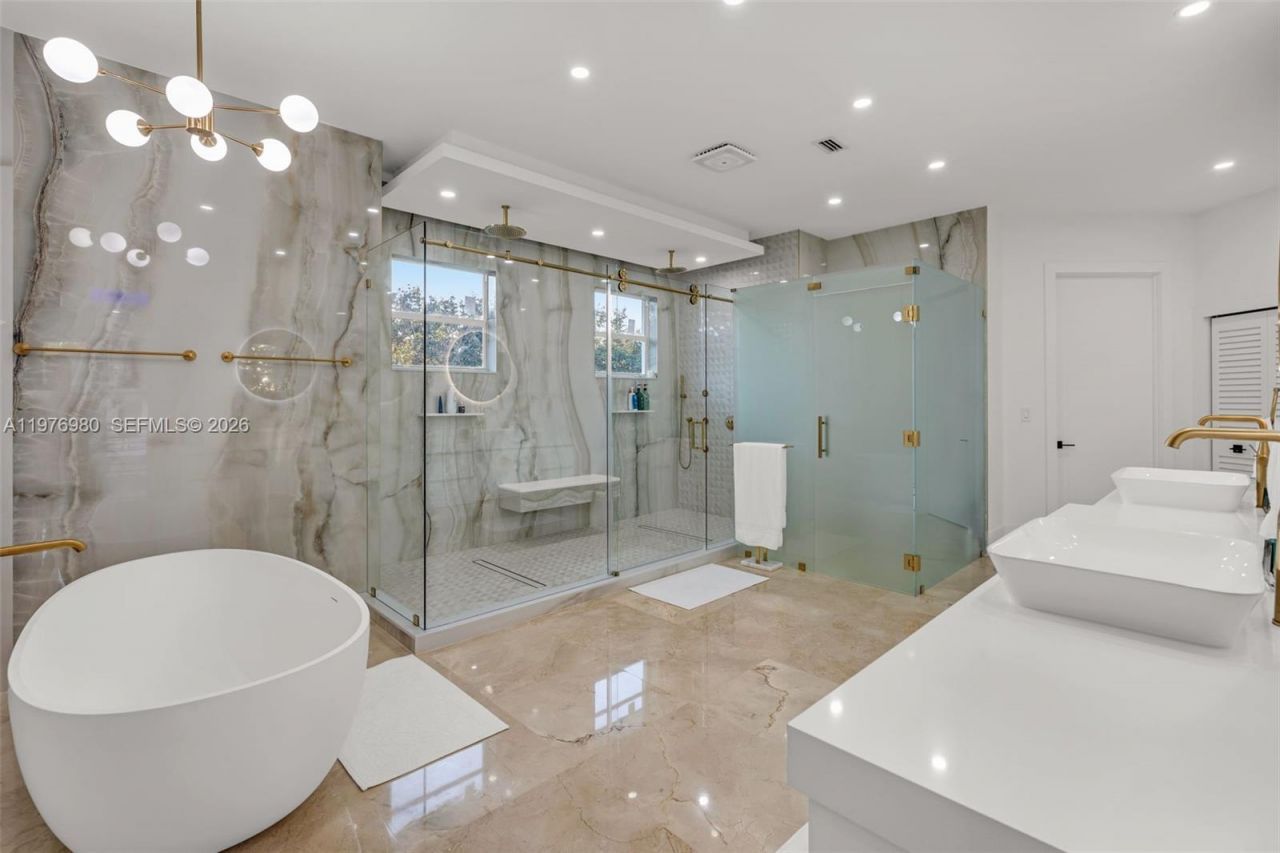 6290 SW 130th Ter, Pinecrest, FL 33156 Photo