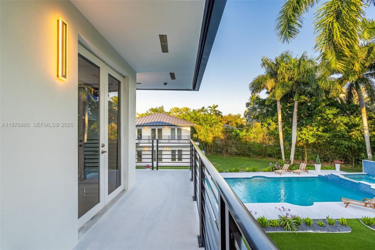 6290 SW 130th Ter , Pinecrest, FL 33156 Photo