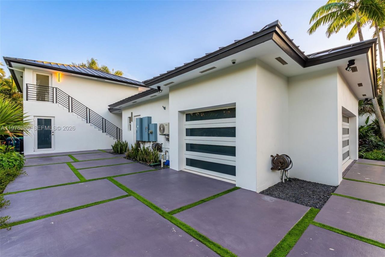 6290 SW 130th Ter , Pinecrest, FL 33156 Photo