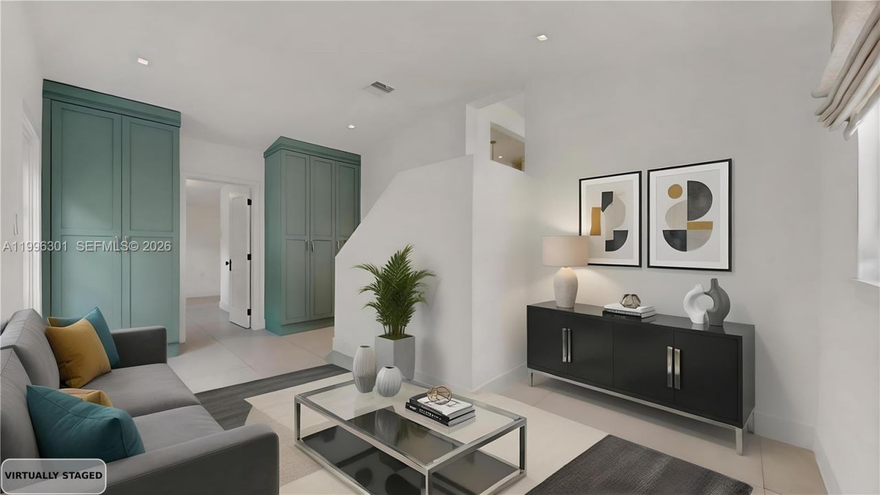 6415 SW 39th St , Miami, FL 33155 Photo