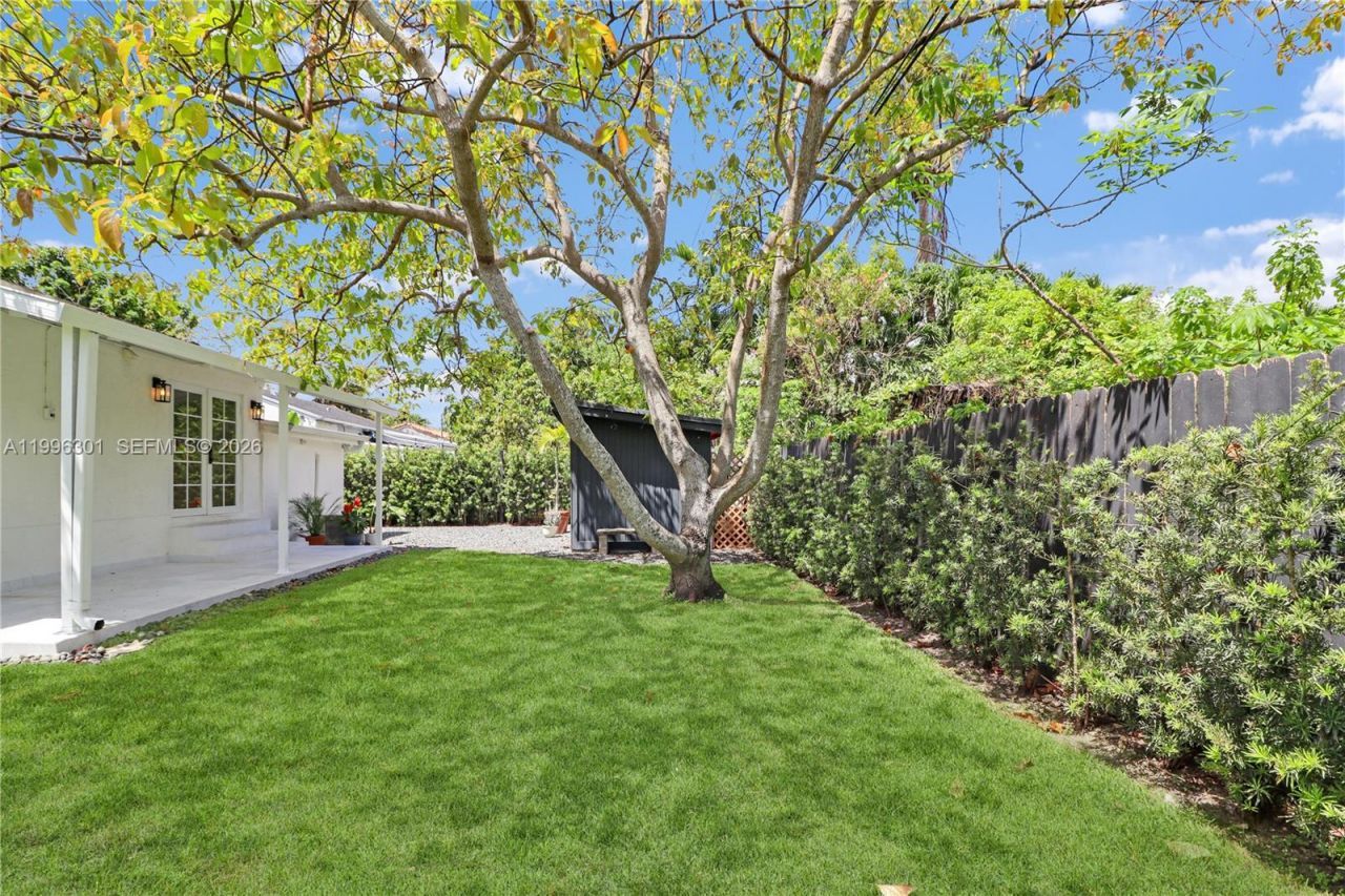 6415 SW 39th St, Miami, FL 33155 Photo