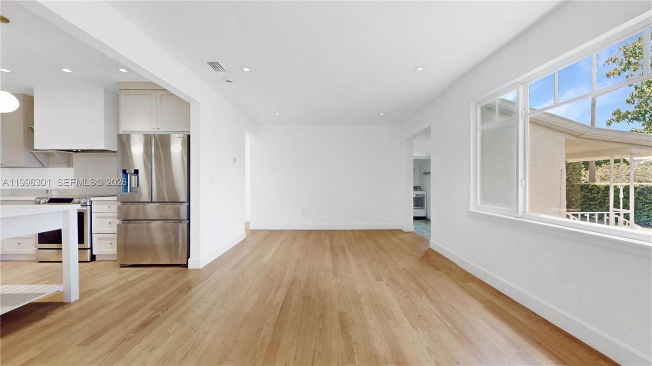 6415 SW 39th St, Miami, FL 33155 Photo