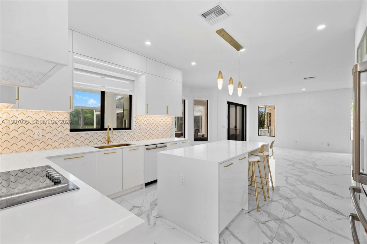 2241 SW 164th Ave, Miramar, FL 33027 Photo