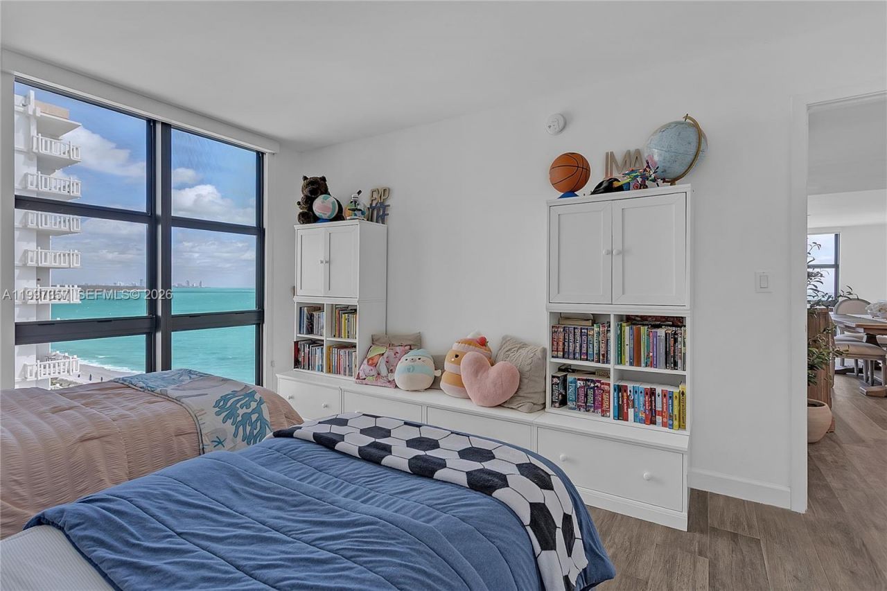 1111 Crandon Blvd , Unit B807, Key Biscayne, FL 33149 Photo