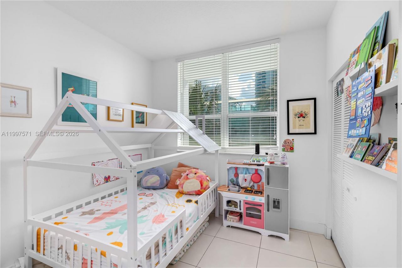 5970 Indian Creek Dr , Unit 502, Miami Beach, FL 33140 Photo