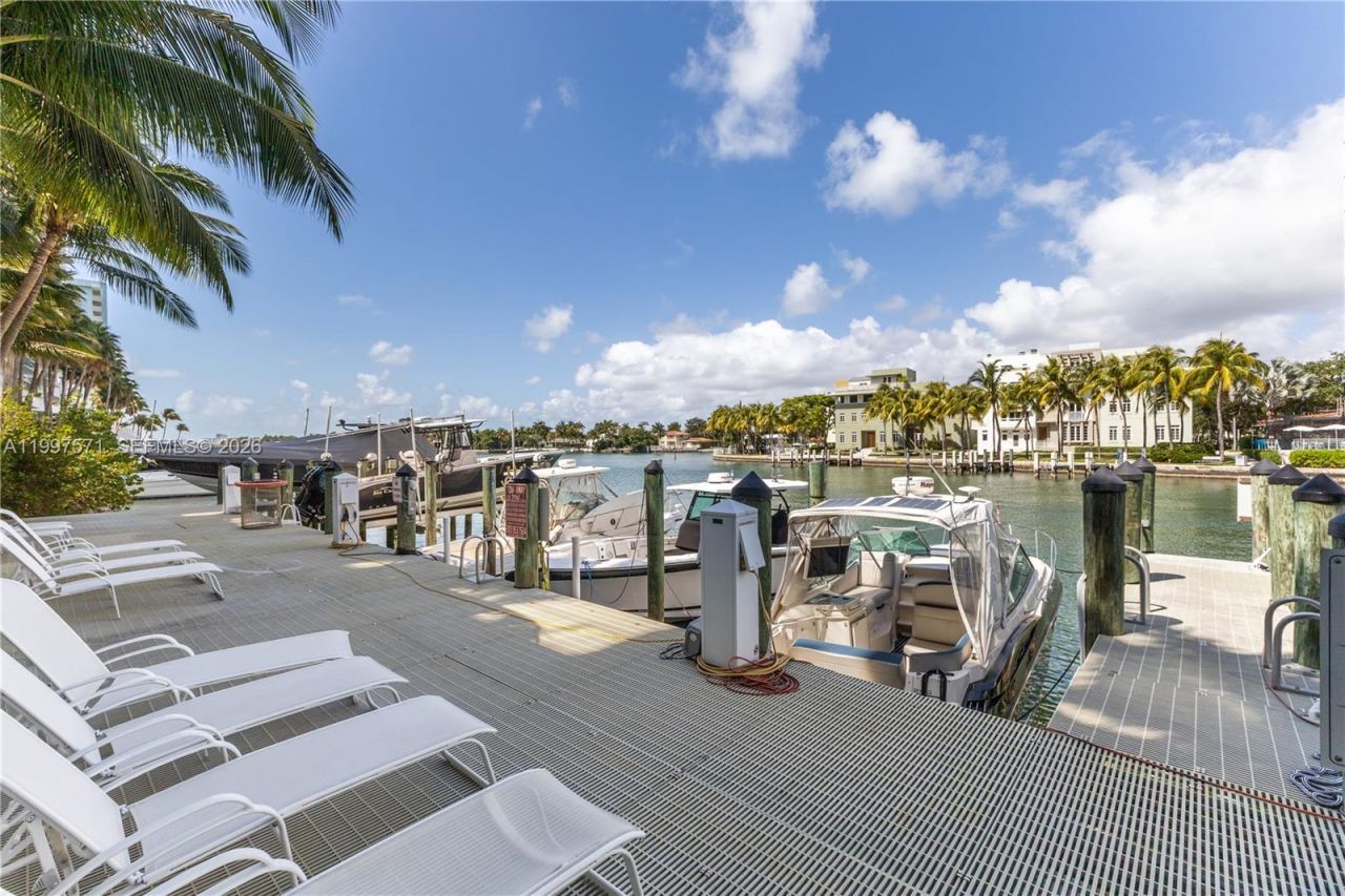 5970 Indian Creek Dr , Unit 502, Miami Beach, FL 33140 Photo