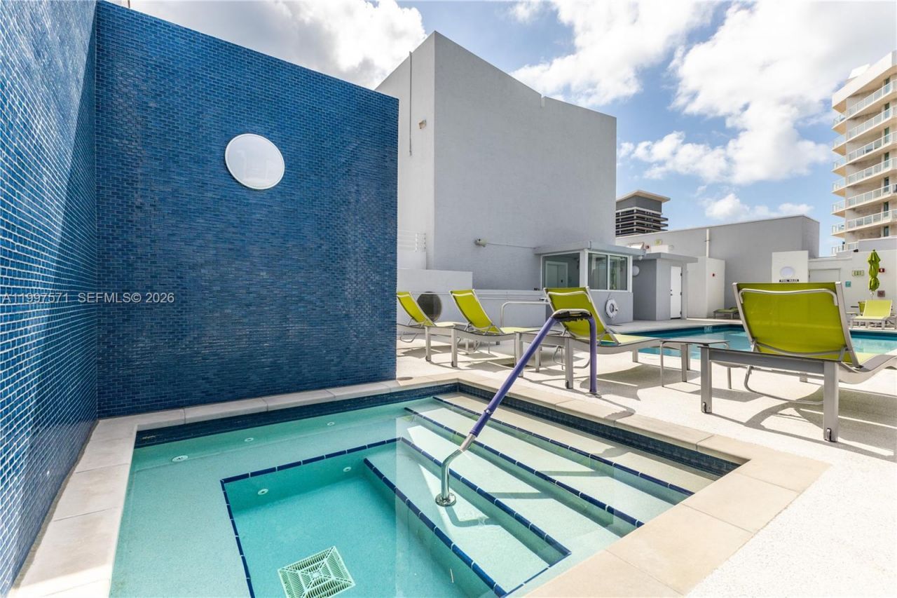 5970 Indian Creek Dr , Unit 502, Miami Beach, FL 33140 Photo