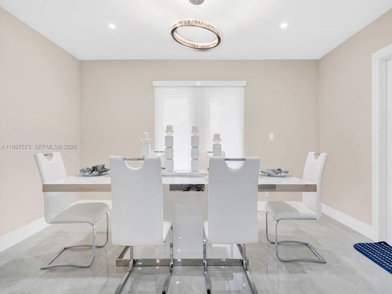 621 E Tropical Way , Plantation, FL 33317 Photo