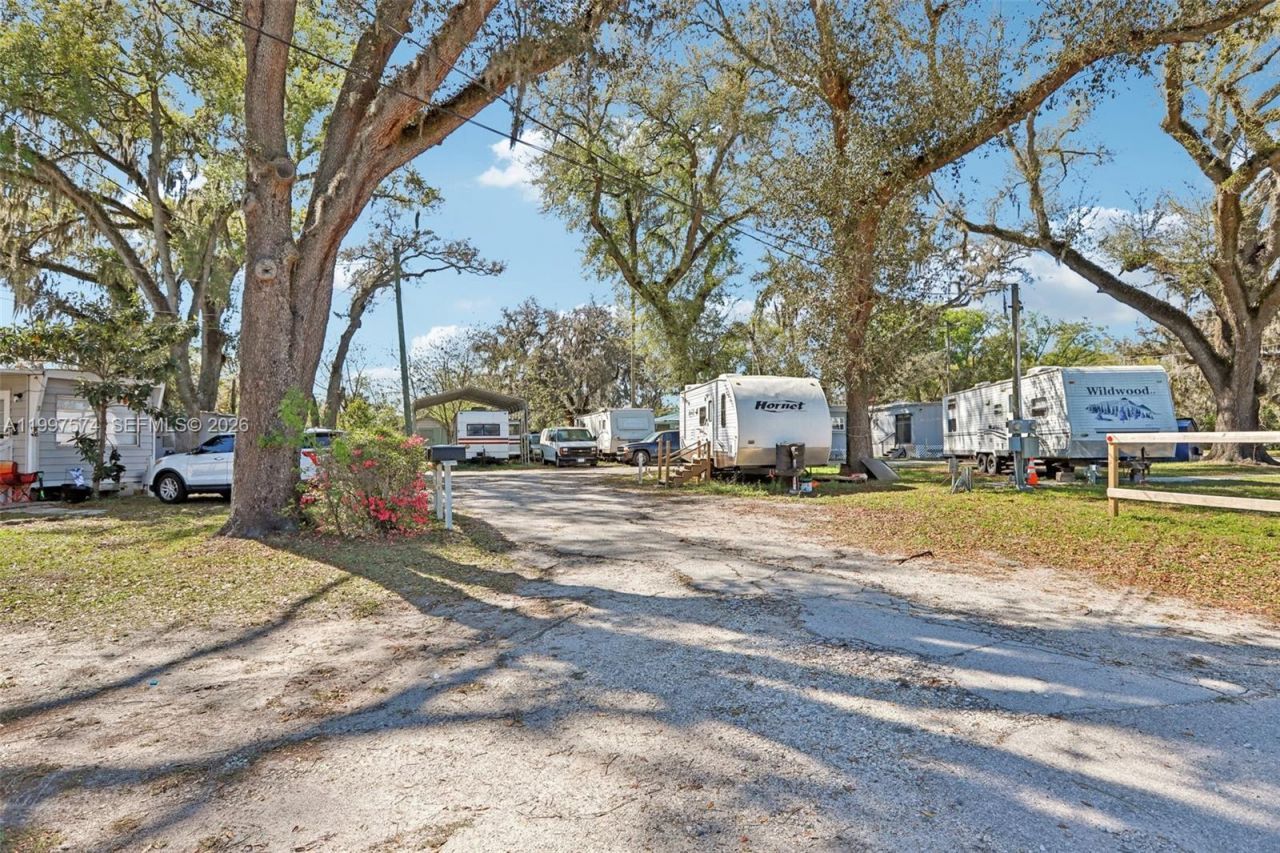 4233 Gall Blvd , Zephyrhills, FL 33452 Photo