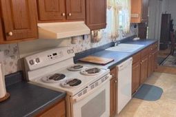 1444 Scott Lake Road photo 4