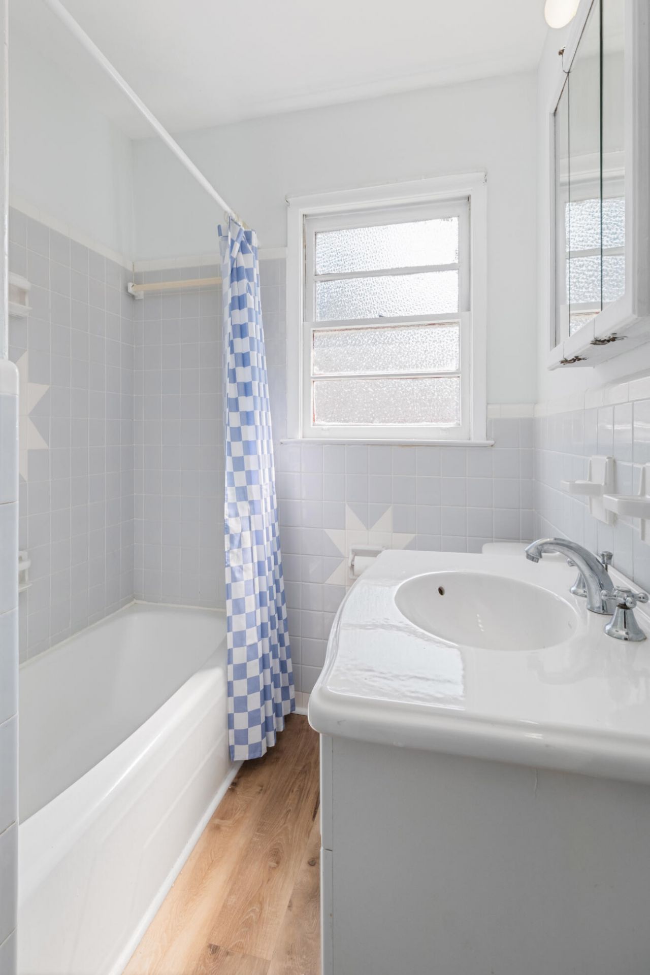 4557 W Montague Avenue Photo 16