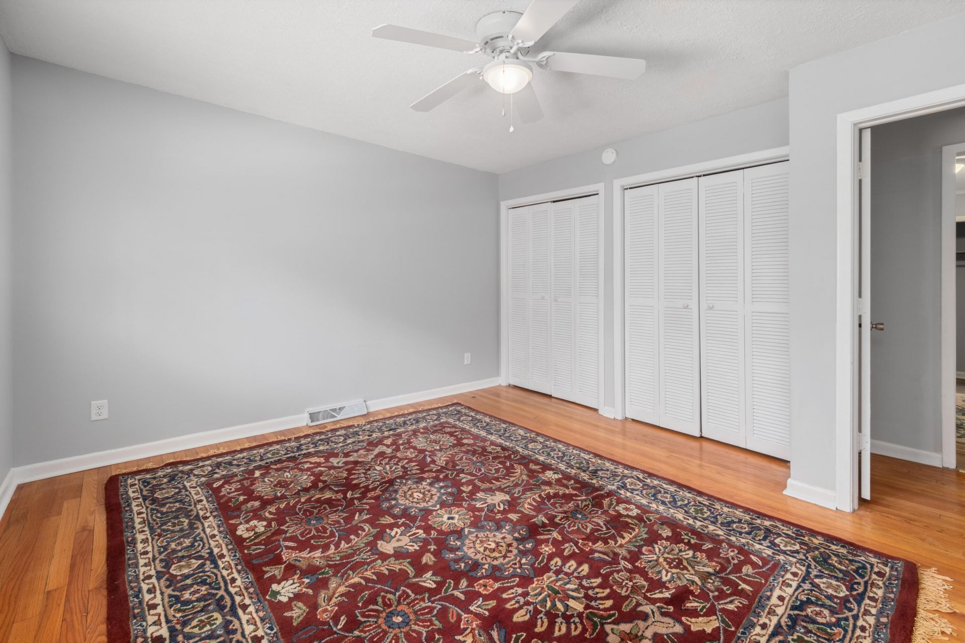 4557 W Montague Avenue Photo 21