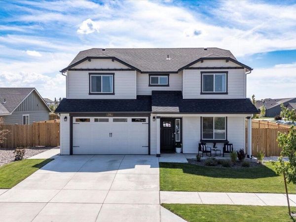 1592 NW Varnish Place, Redmond, OR 97756