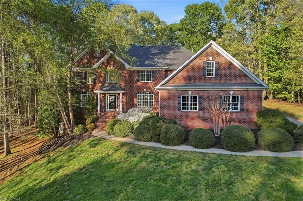 2218 Brigham Road, Greensboro, NC 27409 Main Photo