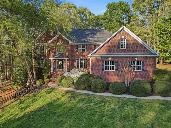 2218 Brigham Road, Greensboro, NC 27409