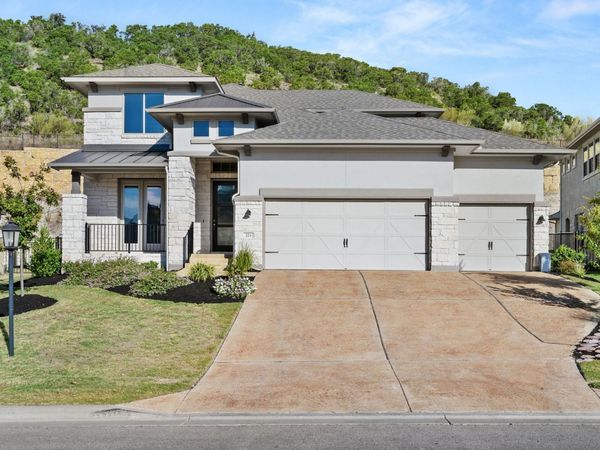 223 Baldovino SKWY, Lakeway, TX 78738