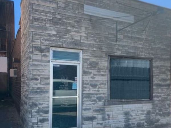 105 W Olive Street, Bridgeport, IL 62417